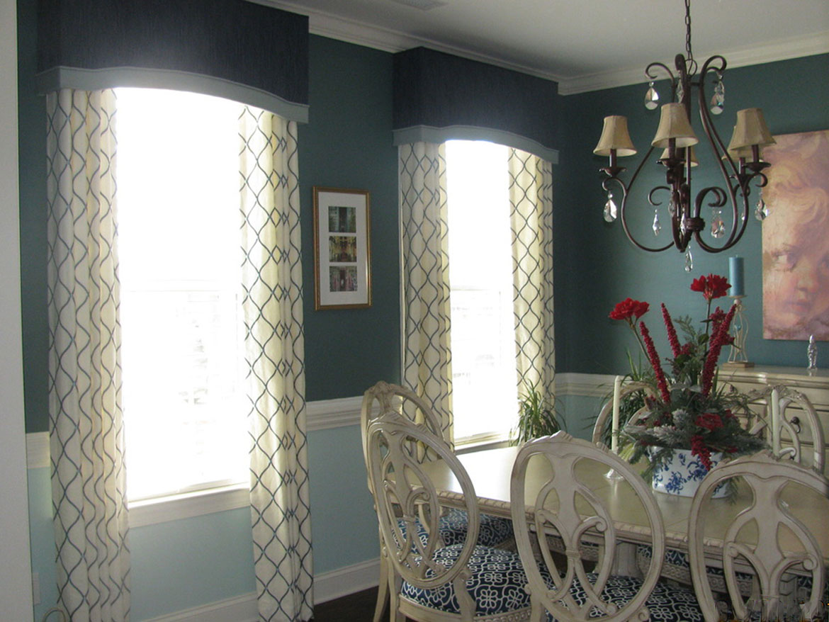 White and Blue Dining Room