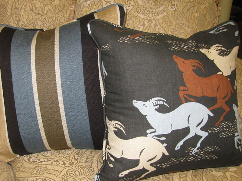 custom throw pillows