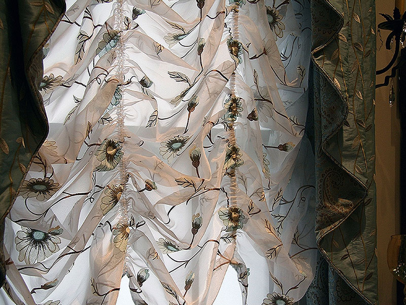 Embroidered-Sheer-Austrian-Shade