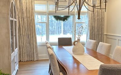 Blinds and Drapes in a Dining Room and Living Room